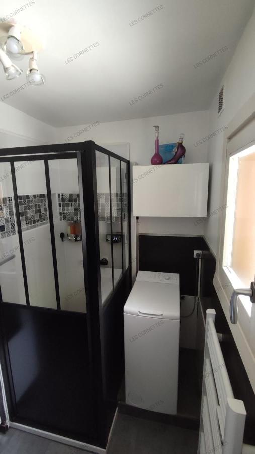 Appartement Meuble Classe 3 Etoiles De 72 M2, 2 Chambres モルジヌ エクステリア 写真